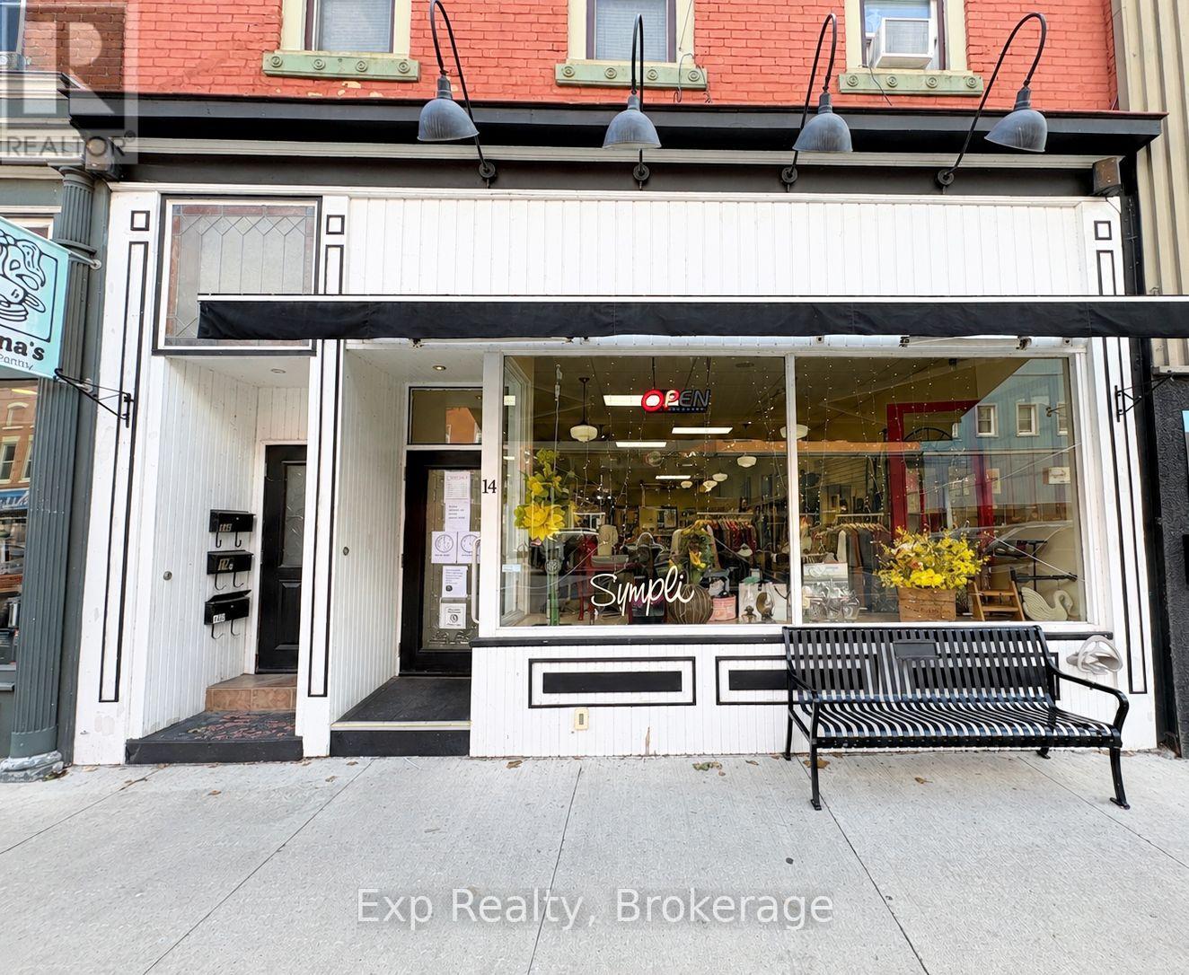 14 DUNDAS STREET E