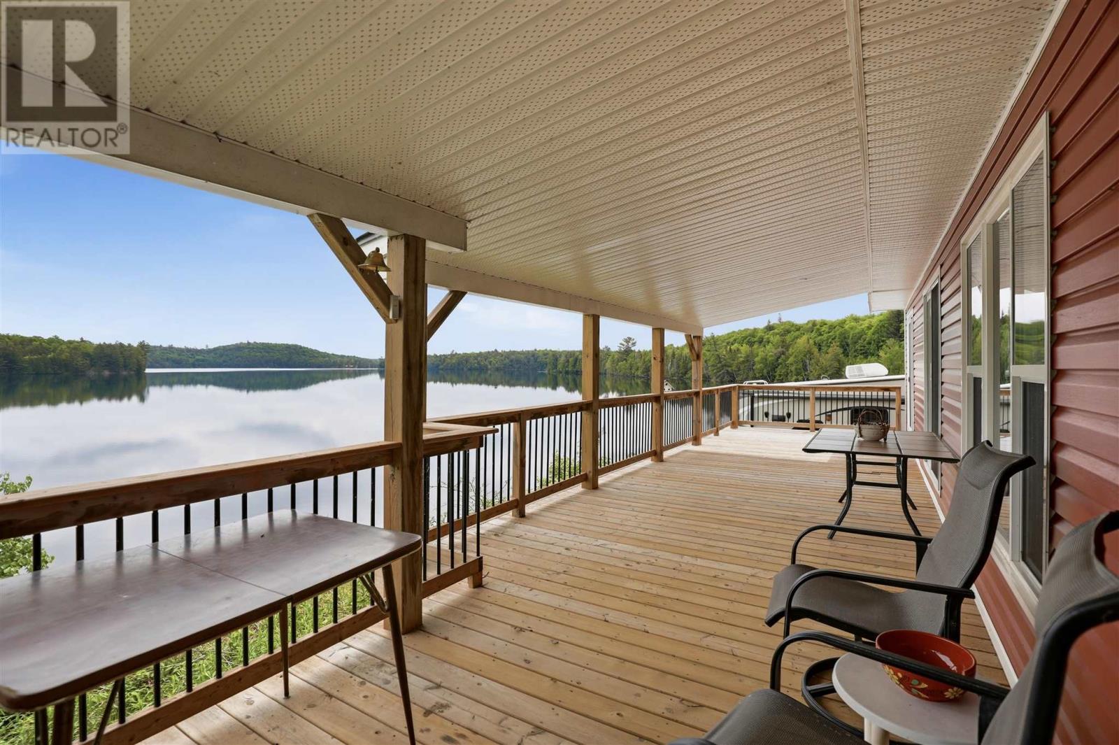 9182 Highway 129 - Photo 4