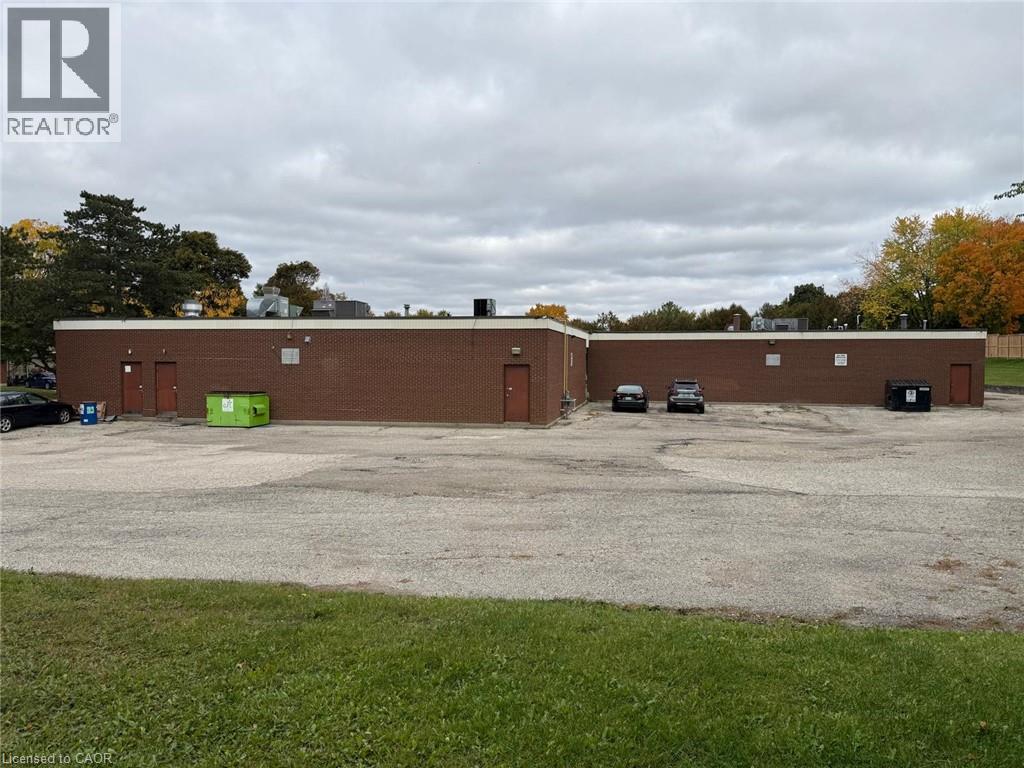 255 TOLL GATE Boulevard