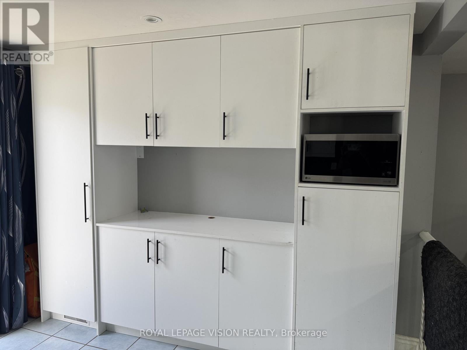 27 MAITLAND DRIVE