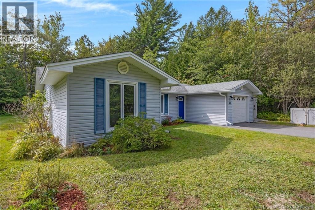 38 IONA AVENUE, ROTHESAY, NB E2E 3H9 - Image 1697224228.jpeg?d=l