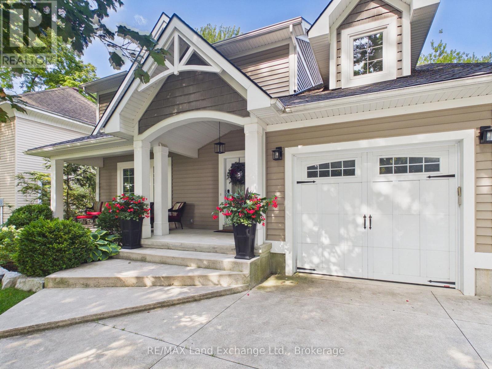 7 MCGILL STREET