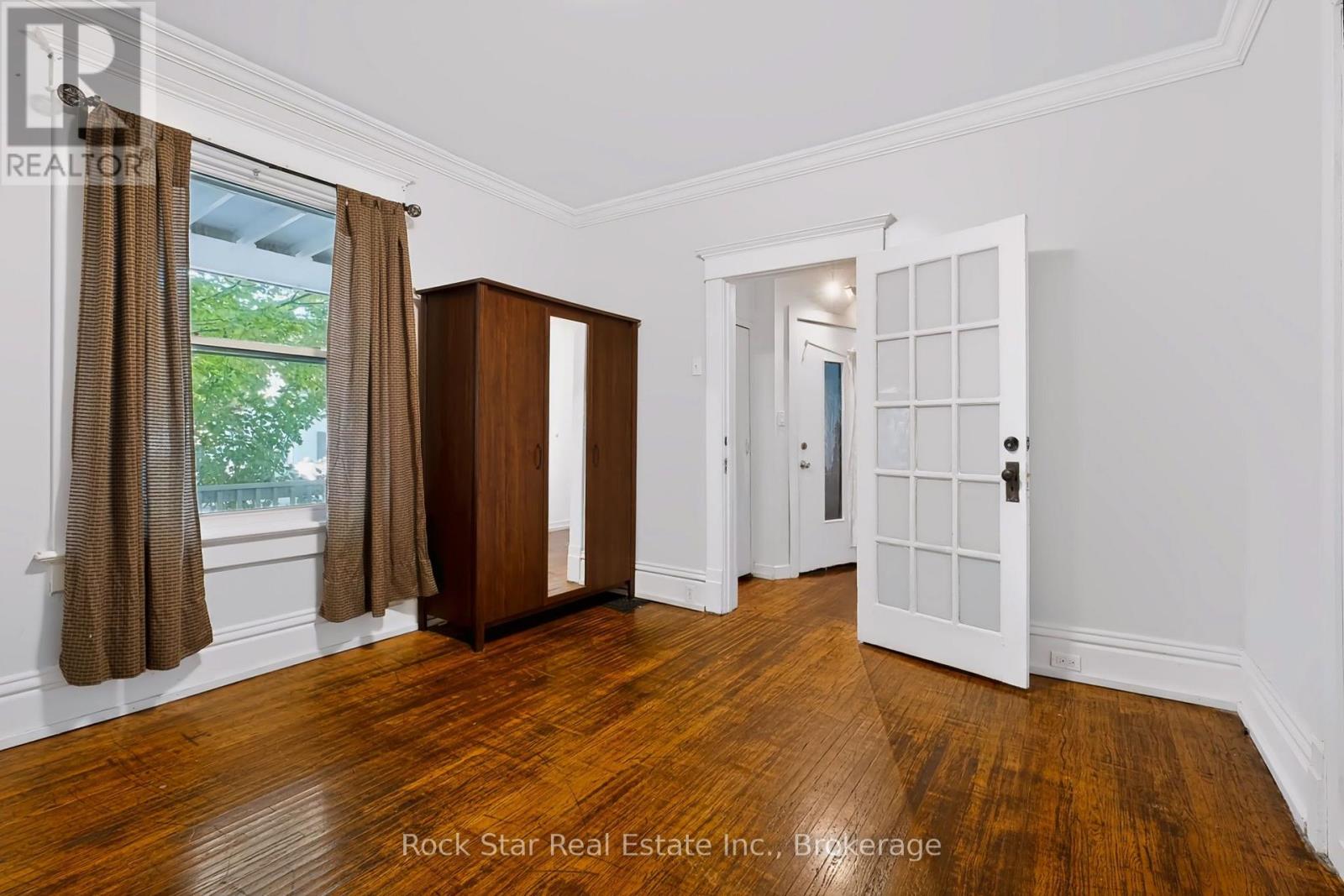 22 RICH AVENUE