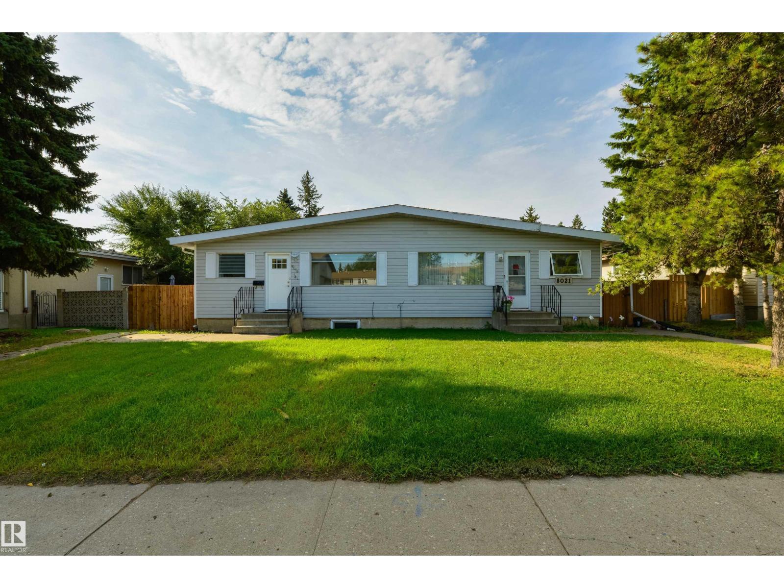 8019 141 AV NW