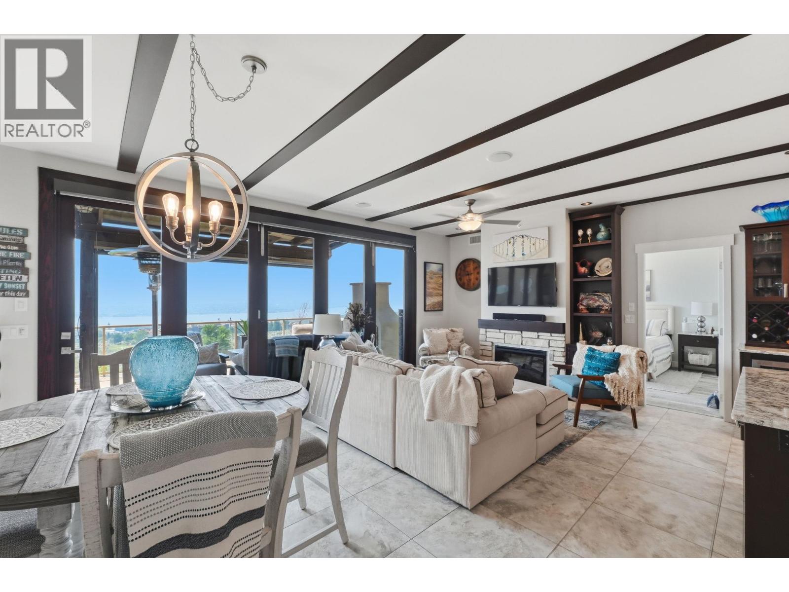 2000 Valleyview Drive Unit# 3