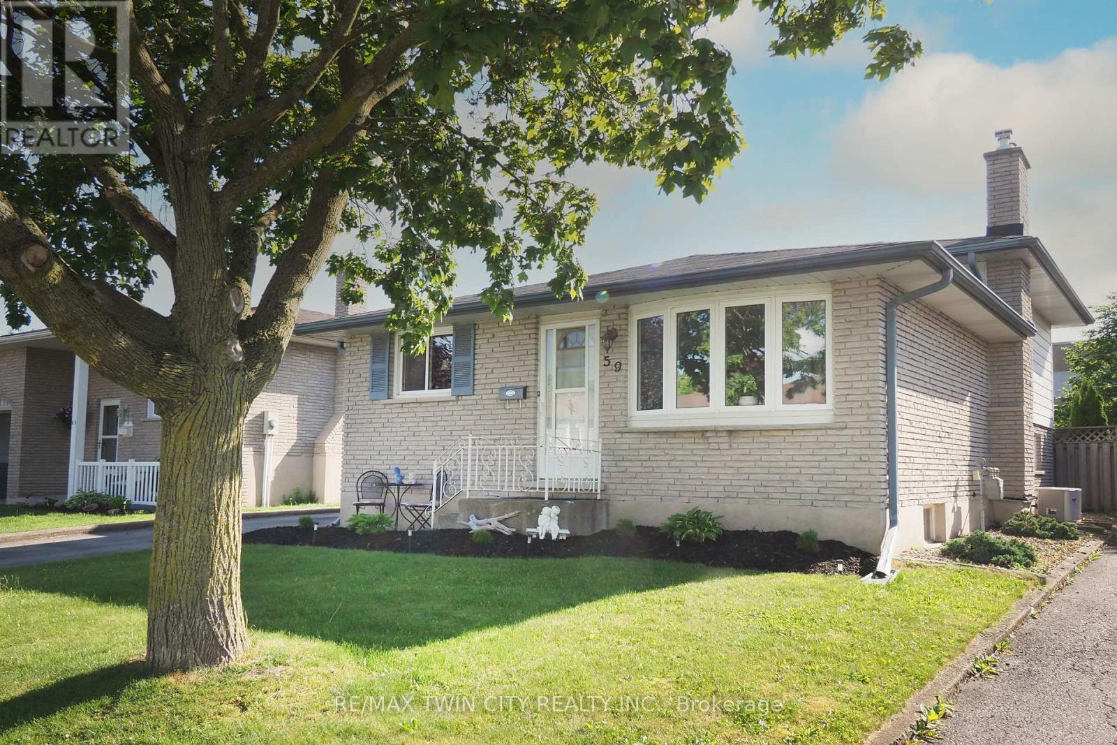 59 BAKERSFIELD DRIVE