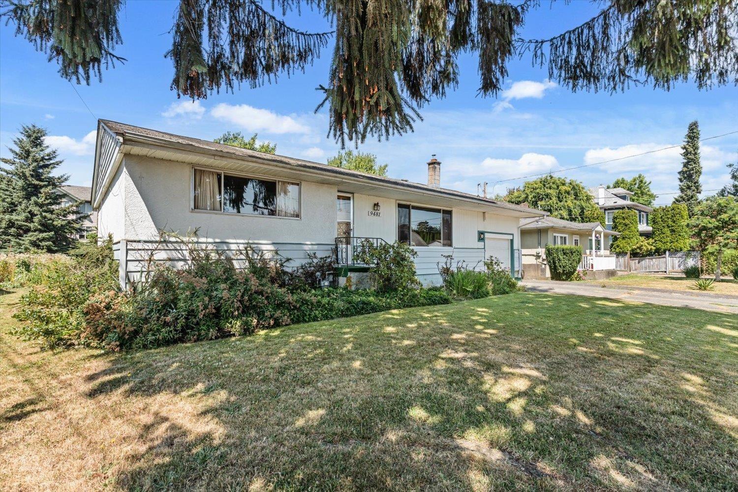 9481 WOODBINE STREET, Chilliwack Proper East