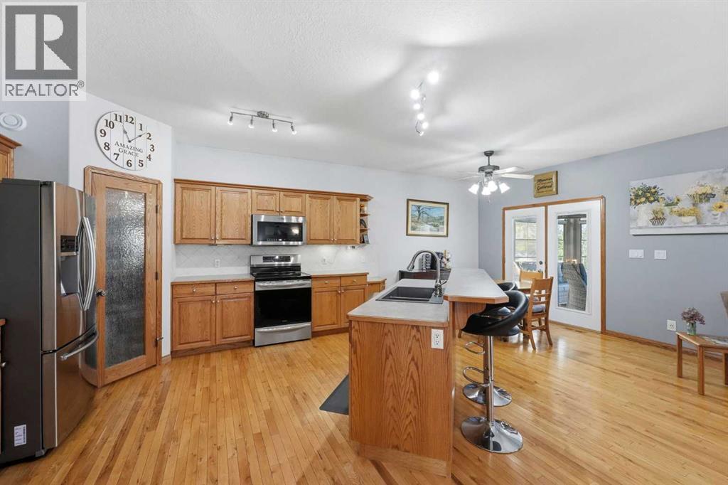 104 Ackerman Crescent