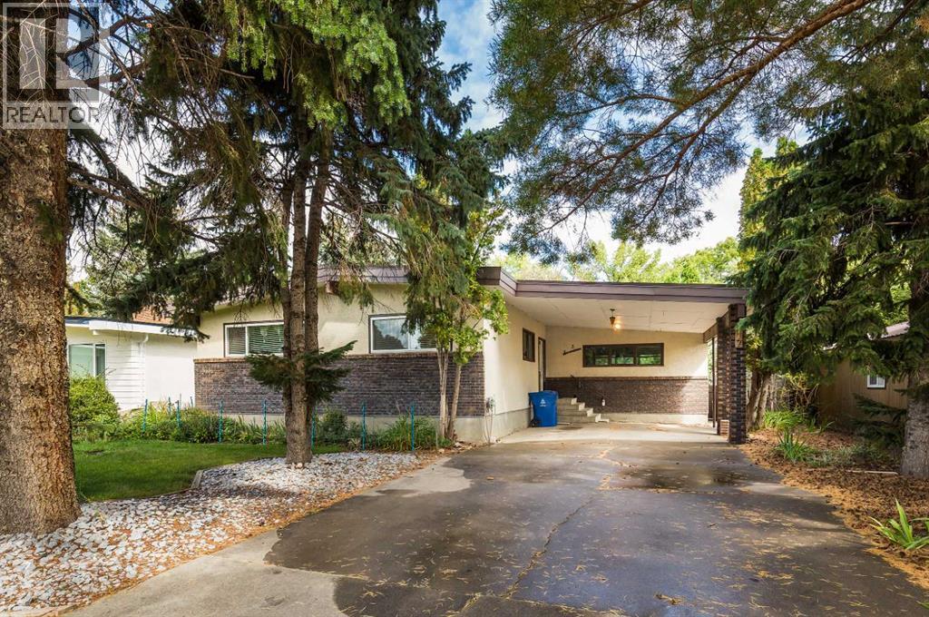 317 LAVAL BOULEVARD W, LETHBRIDGE, AB T1K 3W6 - Image 3248590526.jpeg?d=l