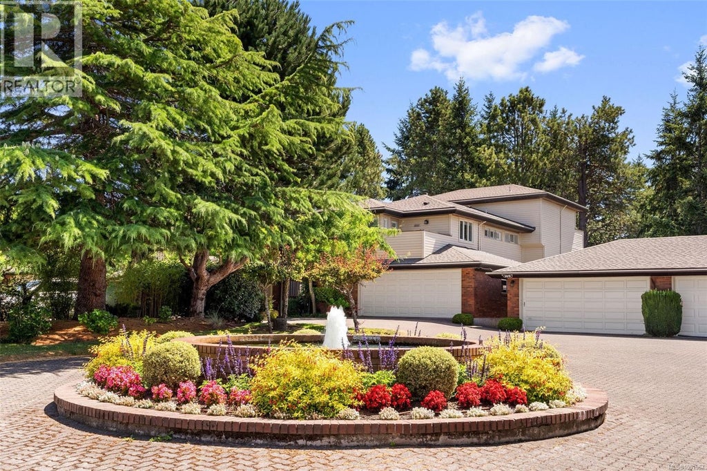 115 2345 CEDAR HILL CROSS RD, OAK BAY, BC V8P 5M8 - Image 1188672353.jpeg?d=l
