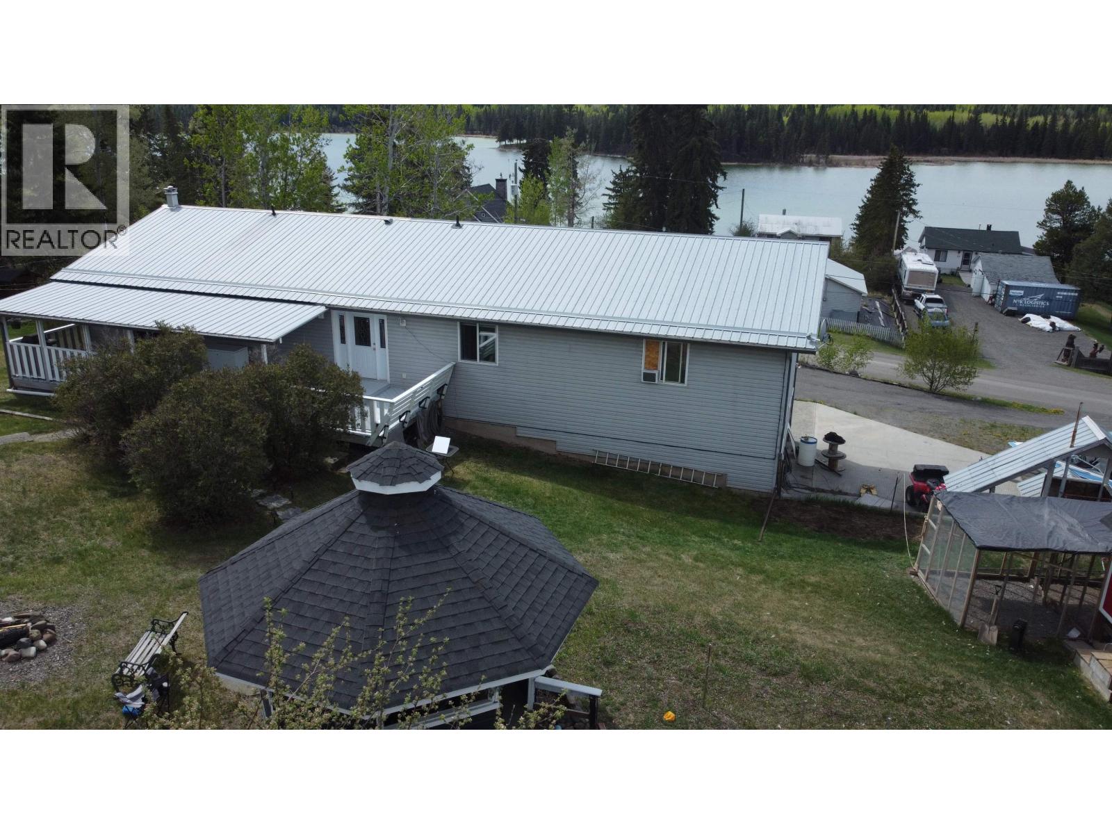 3451 DUNSMUIR ROAD