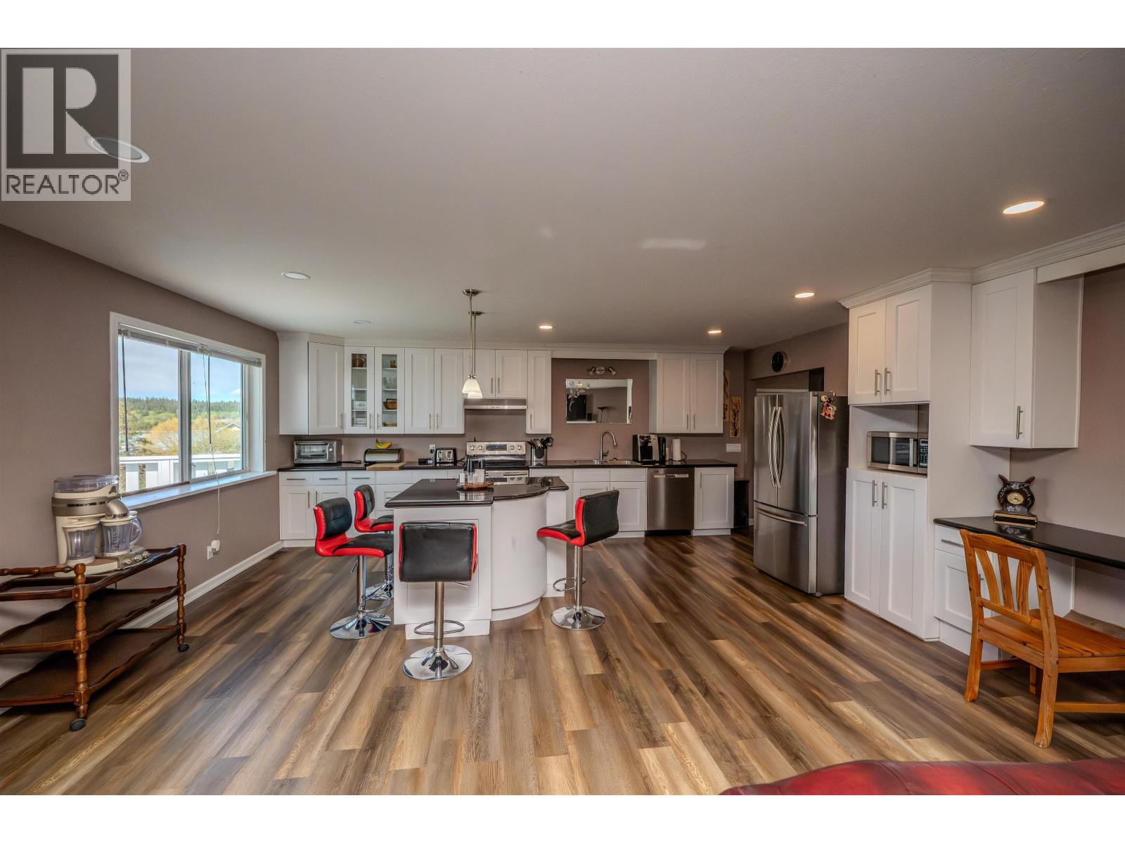 3451 DUNSMUIR ROAD