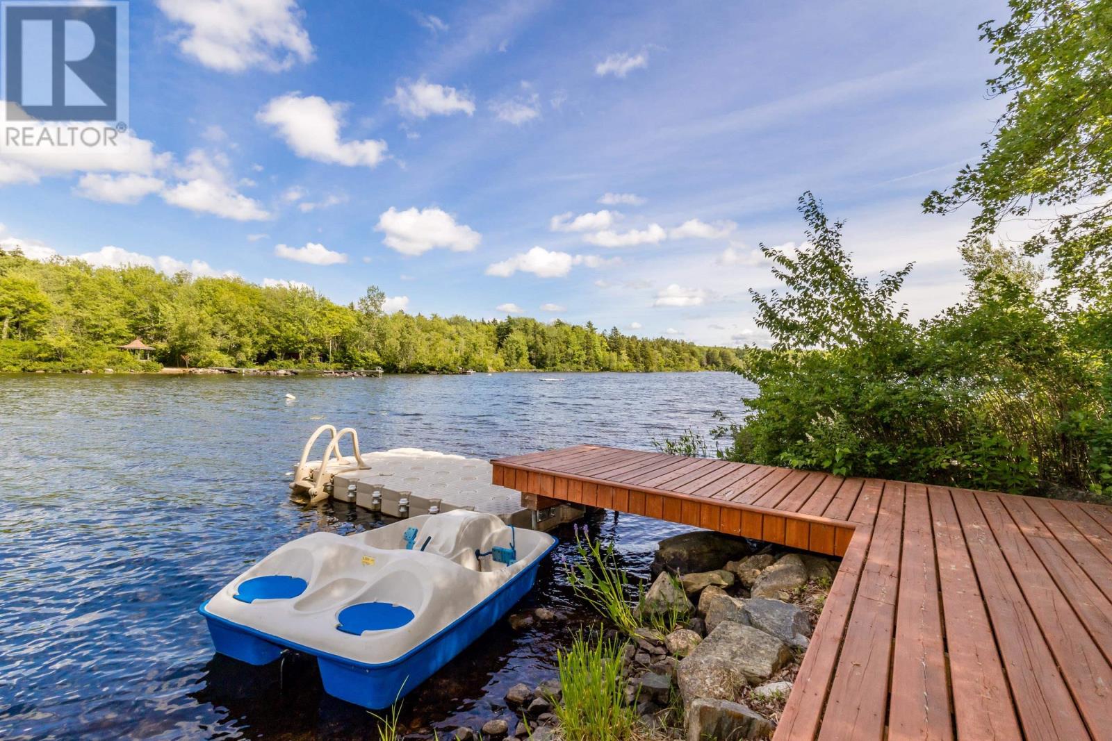 504 Lake Drive - Photo 1