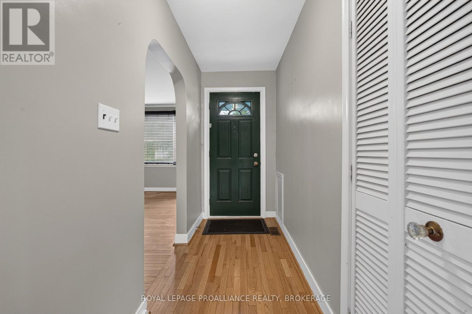 364 GLENGARRY ROAD