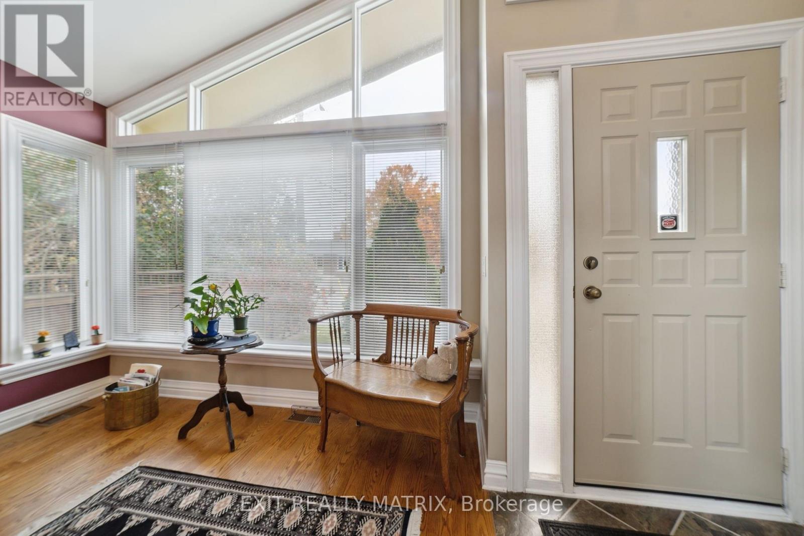 1866 LENESTER AVENUE - Photo 3