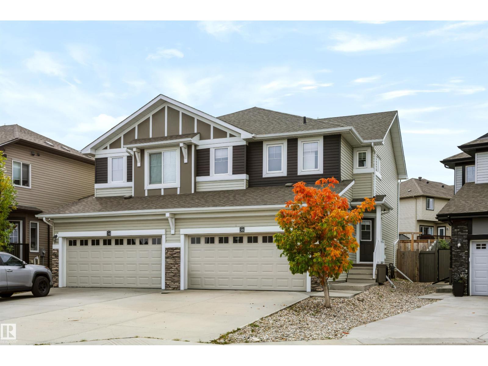 38 SENTRY WY