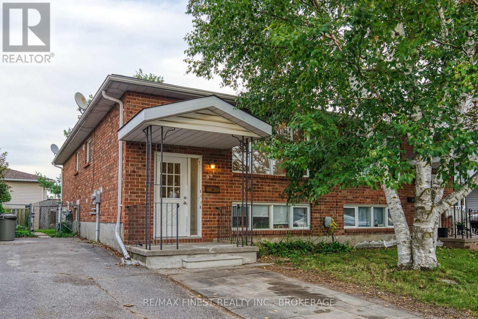 941 WARBURTON CRESCENT
