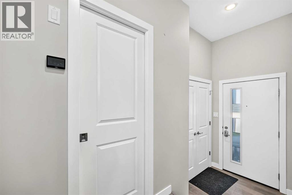 4, 69 Aquitania Circle W