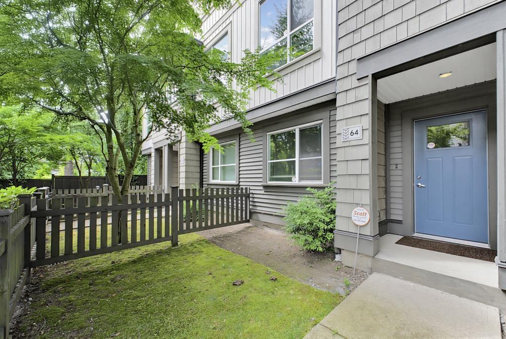 64 8355 164 STREET