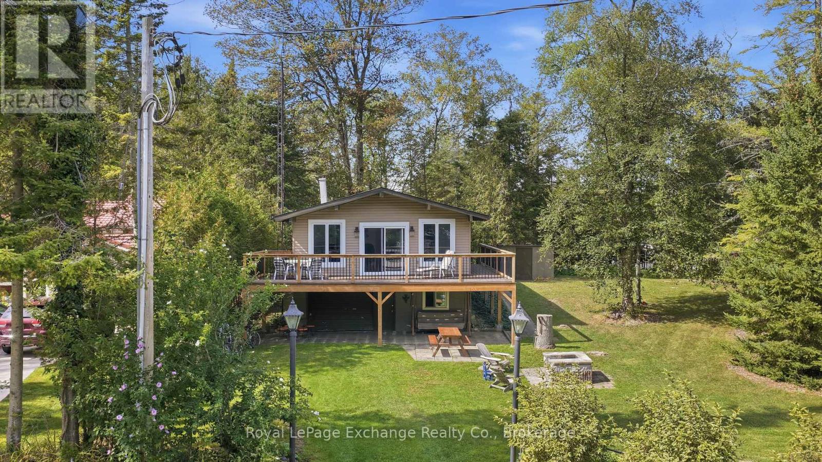 313 SPRUCE CRESCENT