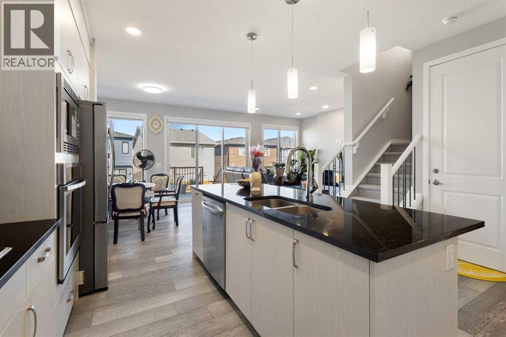 35 Lucas Passage NW