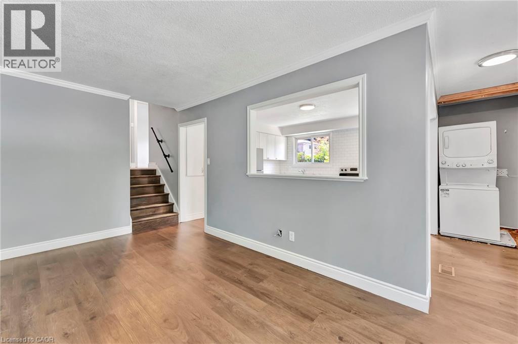 7 HILLSIDE Drive Unit# 1