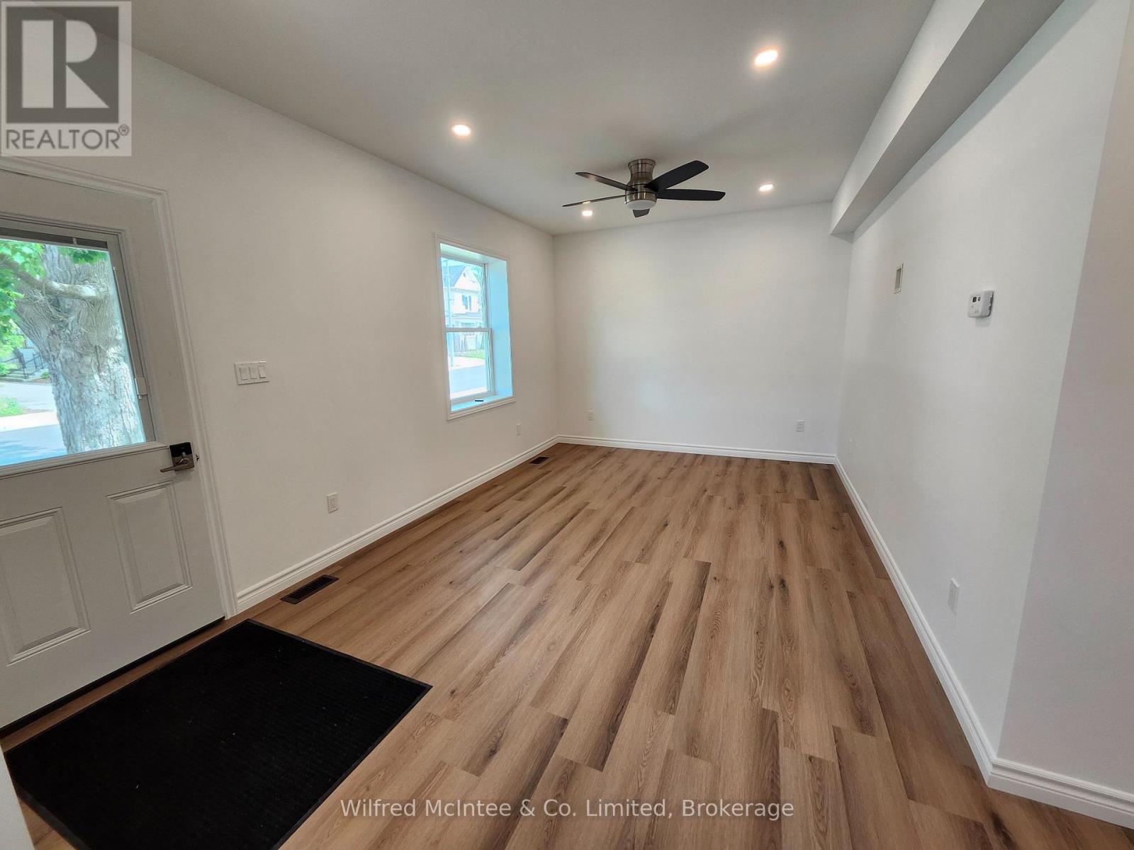 471 9TH STREET
