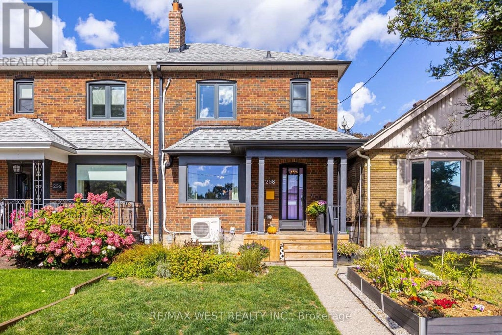 258 O'CONNOR DRIVE, TORONTO (EAST YORK), ON M4J 2T6 - Image 3522389764.jpeg?d=l