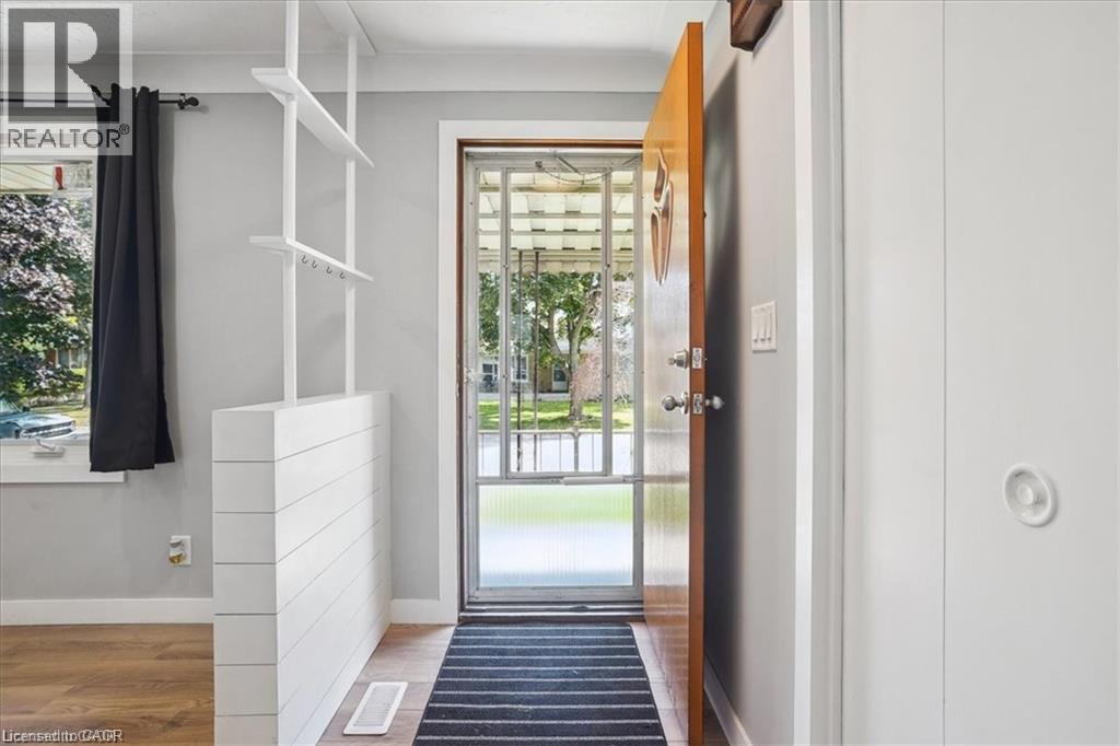 1 ROBROY Court Unit# UPPER UNIT