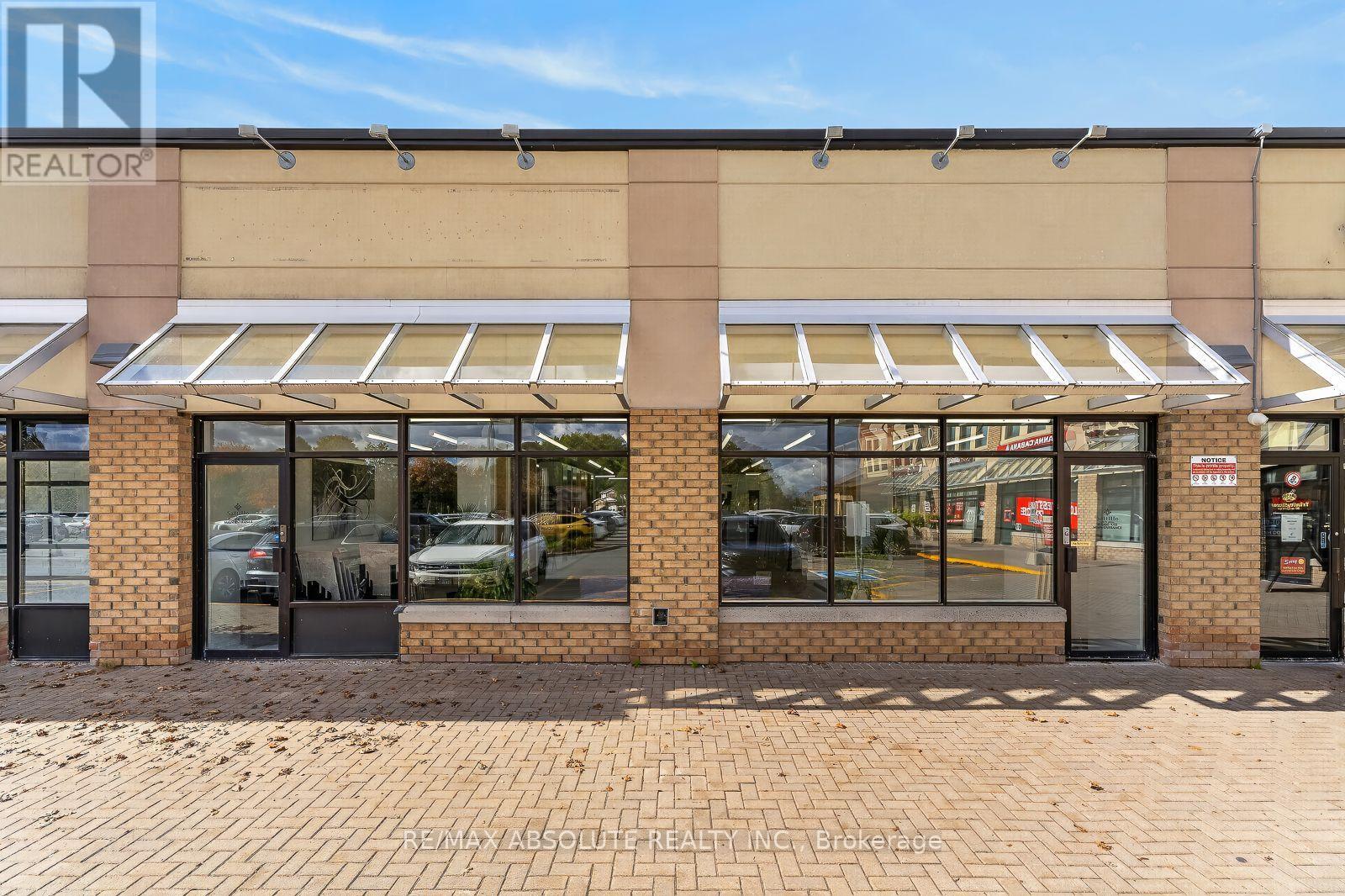 104/105 - 1300 MAIN STREET
