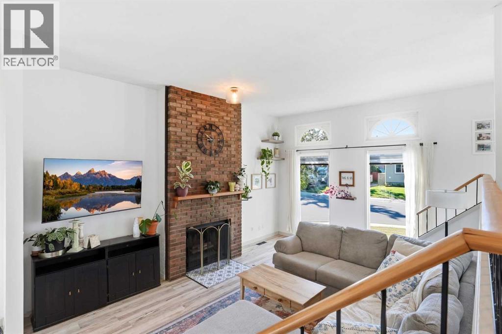236 Marquis Place SE