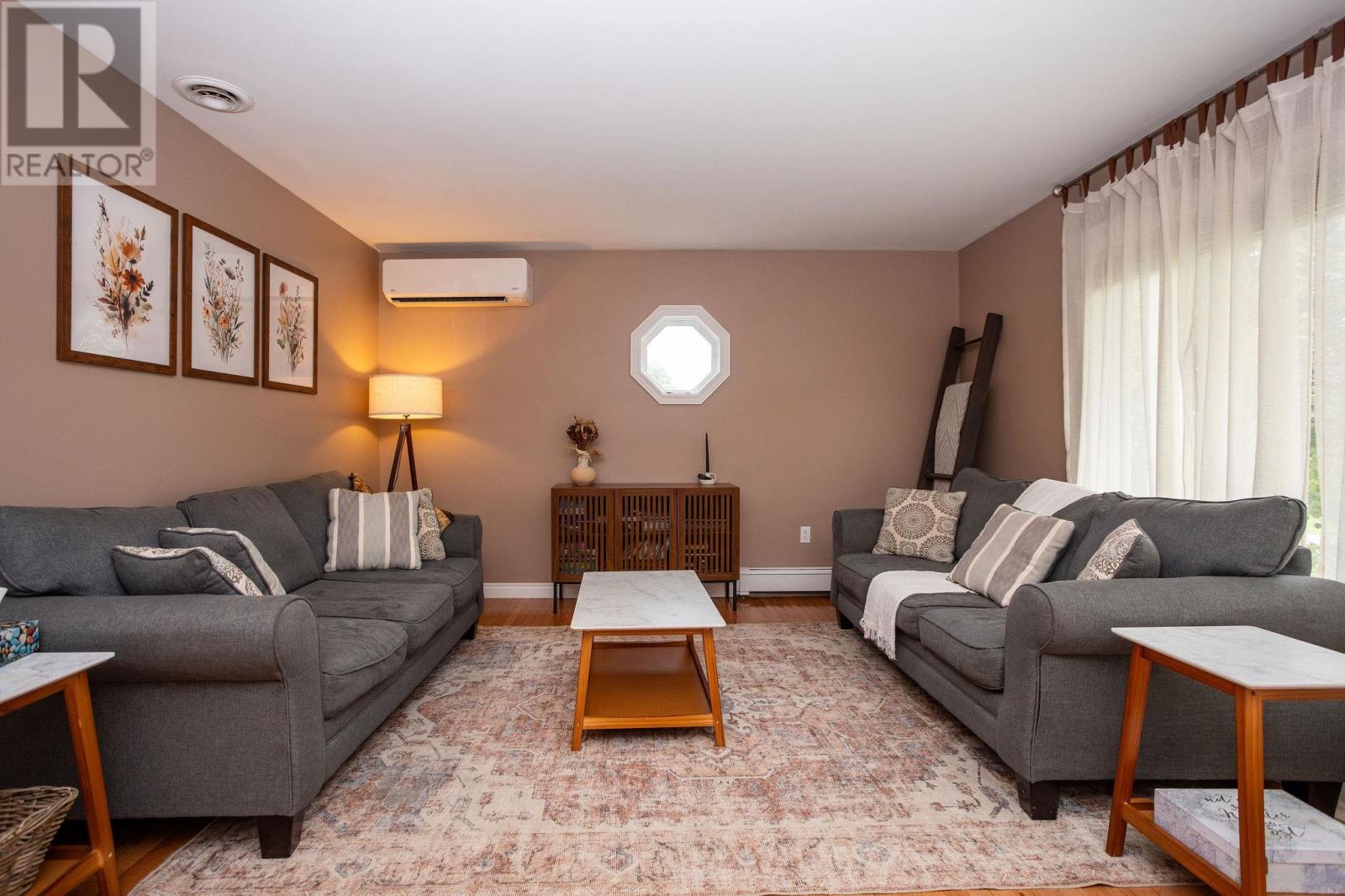 17 APTOS Drive - Photo 2