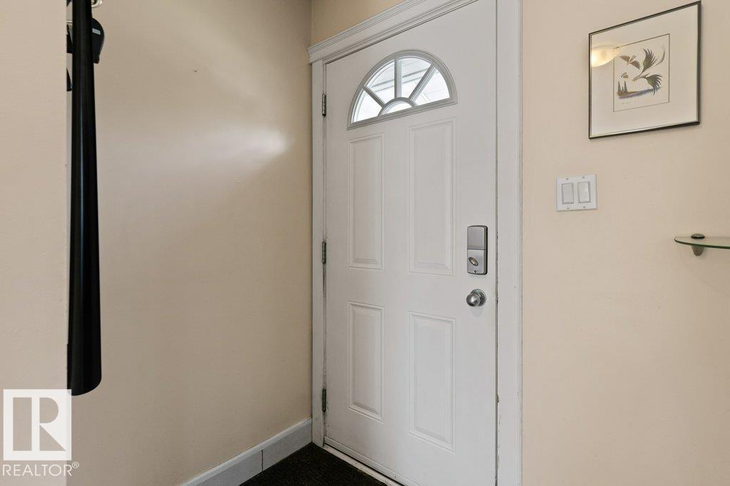 37 DEERBOURNE DR