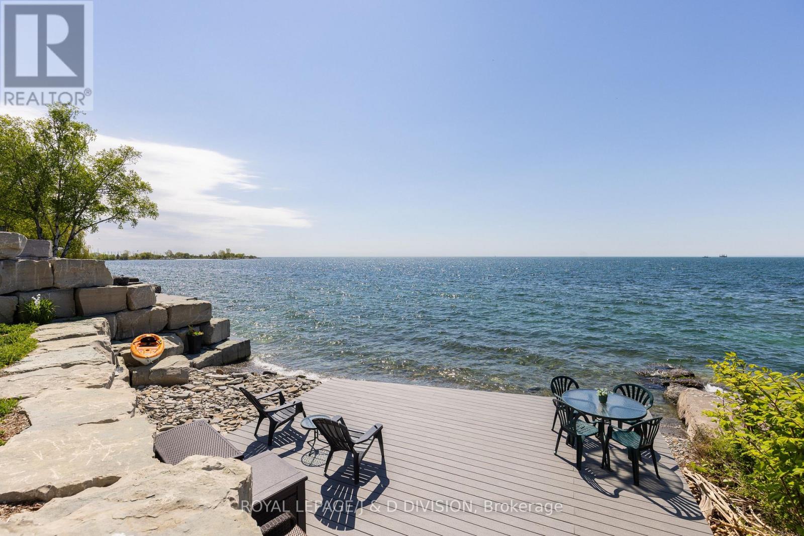 99 LAKE PROMENADE