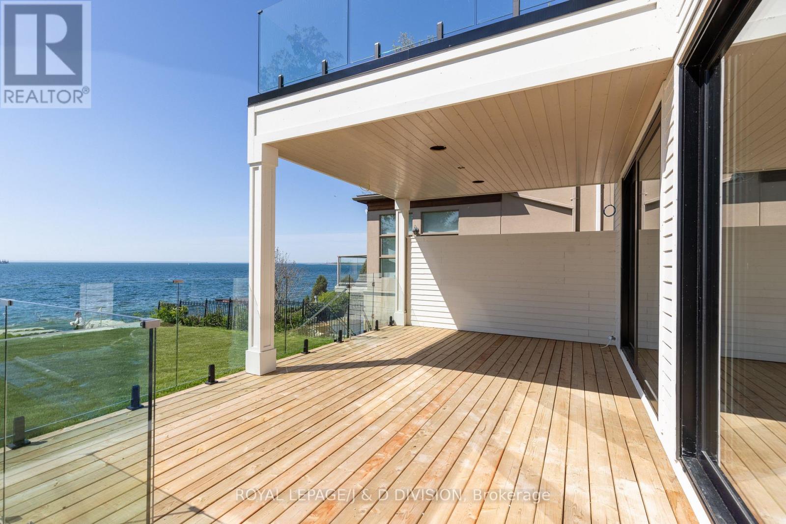 99 LAKE PROMENADE