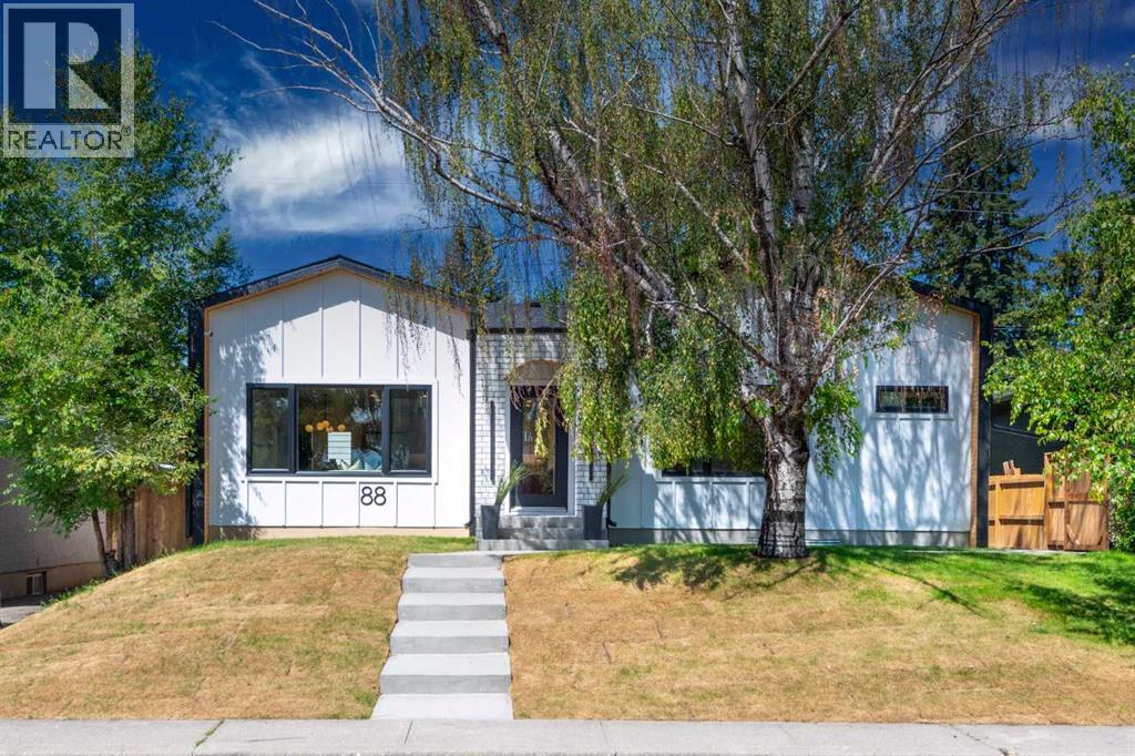 88 Cheyenne Crescent NW