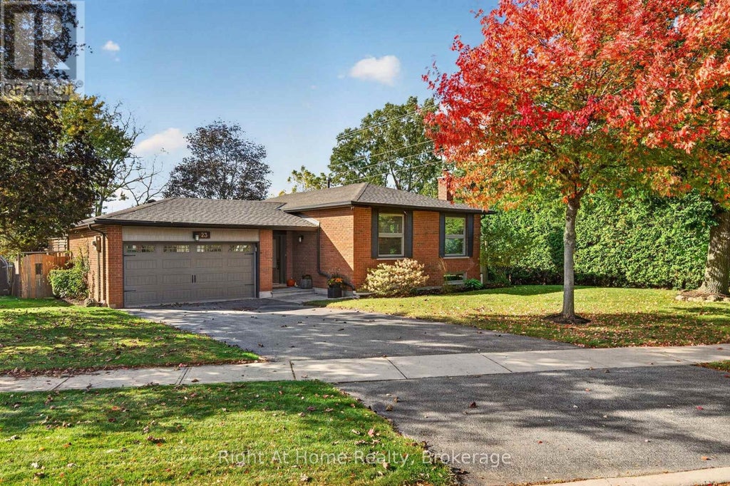23 LAURENDALE AVENUE, HAMILTON (WATERDOWN), ON L0R 2H3 - Image 3329816956.jpeg?d=l