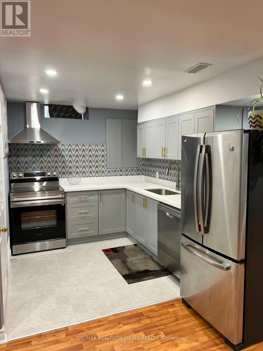 BASEMENT - 5 BUTTONWOOD TRAIL