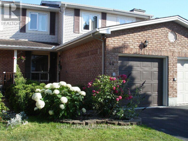 44 BURLINGTON CRESCENT, OTTAWA, ON K1T 3K7 - Image 3314822341.jpeg?d=l