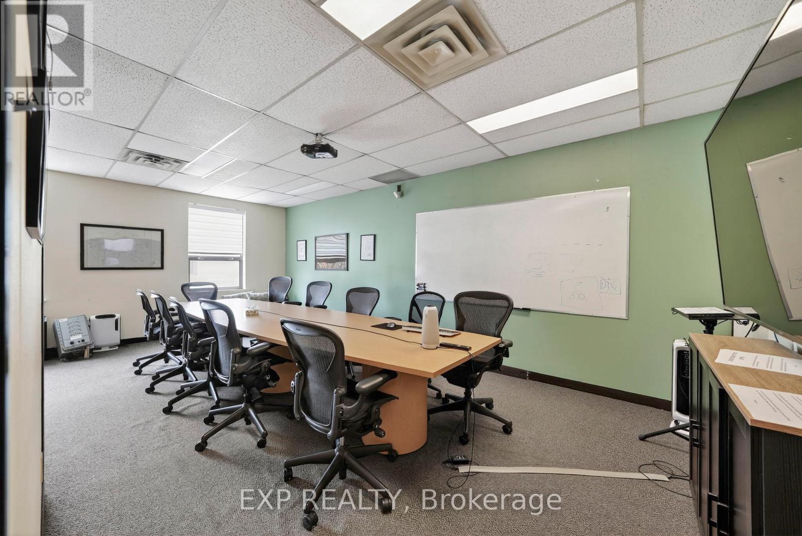 215 COLONNADE ROAD