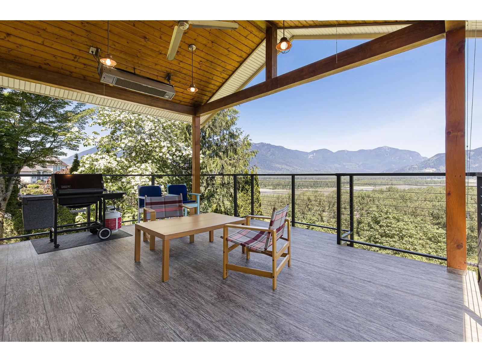 43857 STONERIDGE PLACE, Chilliwack Mountain
