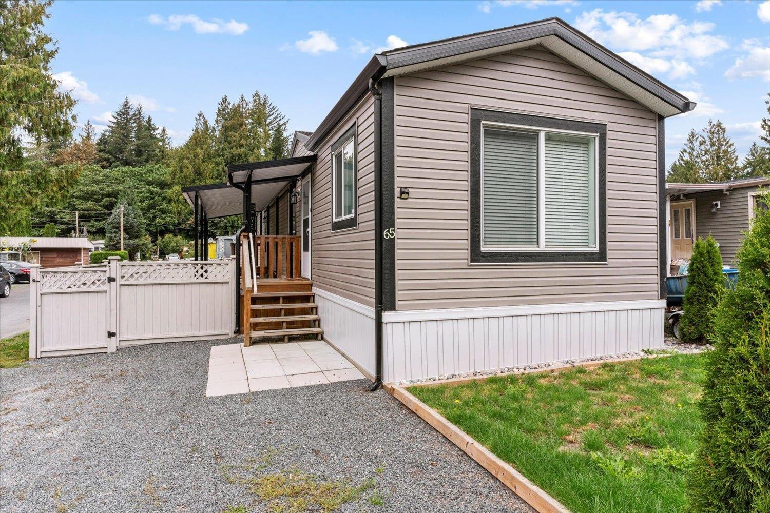 65 3942 COLUMBIA VALLEY ROAD, Cultus Lake East