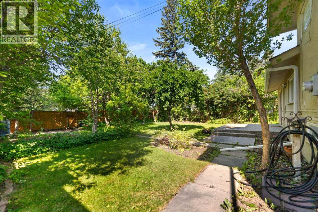 21 Roseview Drive NW