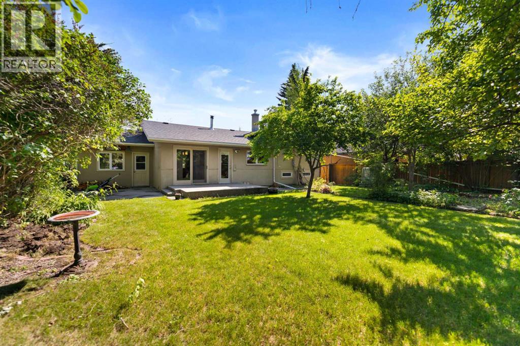 21 Roseview Drive NW