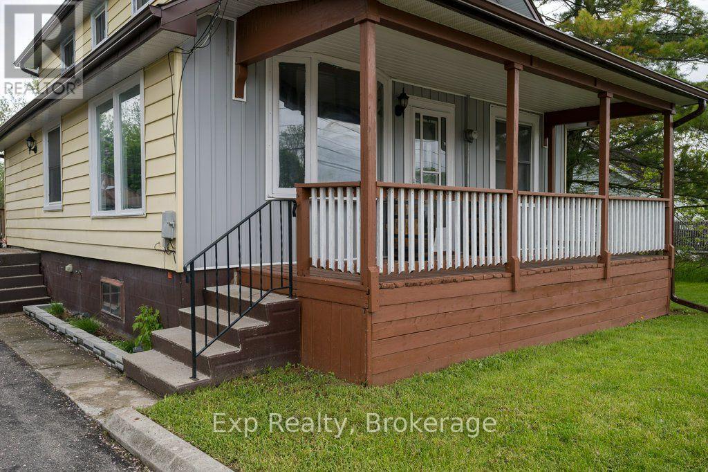 525 CANNIFTON ROAD N