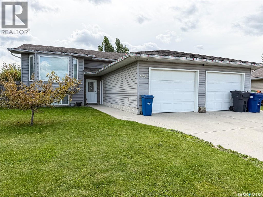 604 7TH AVENUE W, MEADOW LAKE, SK S9X 1B1 - Image 1885861557.jpeg?d=l