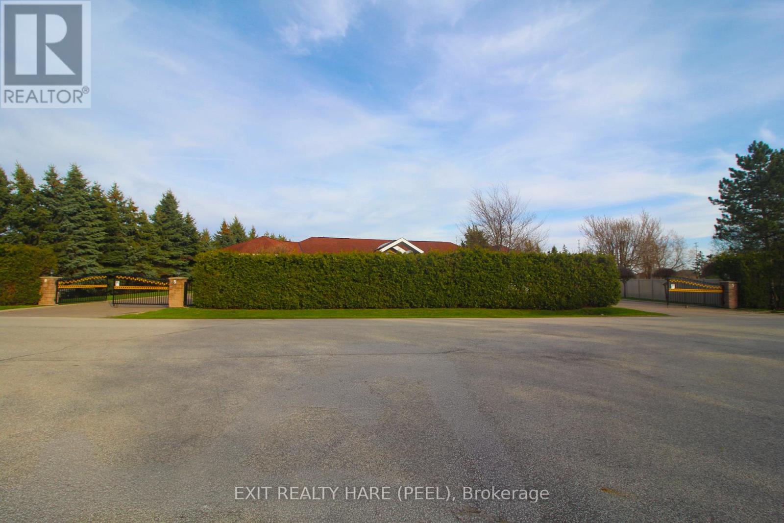 5 GLENBROOK BOULEVARD - Photo 4
