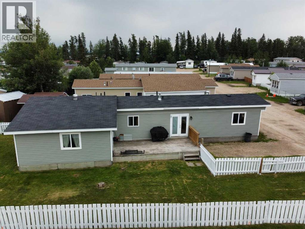 42 Evergreen Crescent - Photo 4