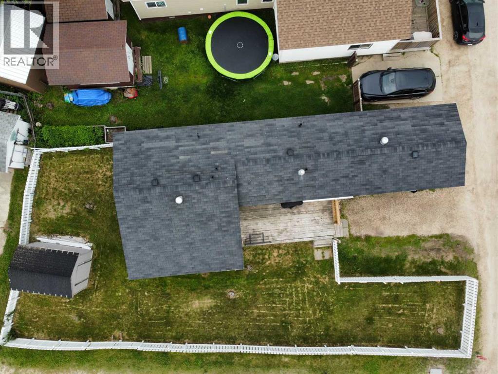 42 Evergreen Crescent - Photo 2
