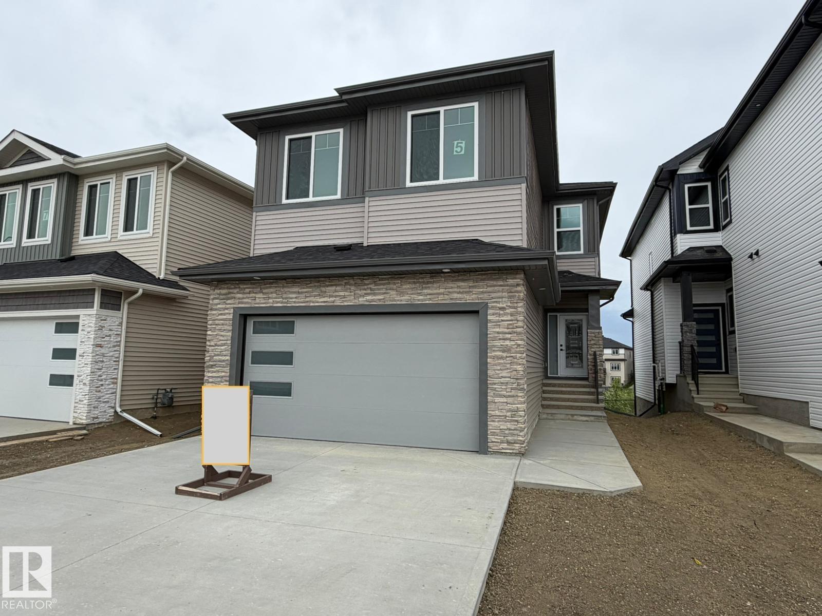 5 AXELWOOD CR